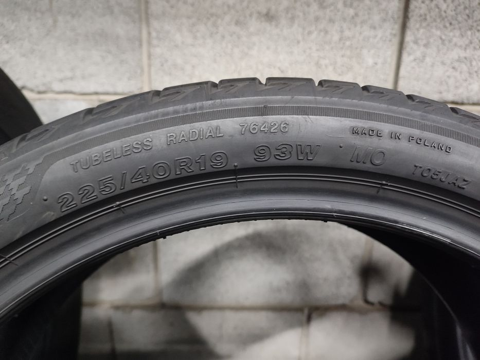 Літні шини 225/40 R19 (93W) BRIDGESTONE