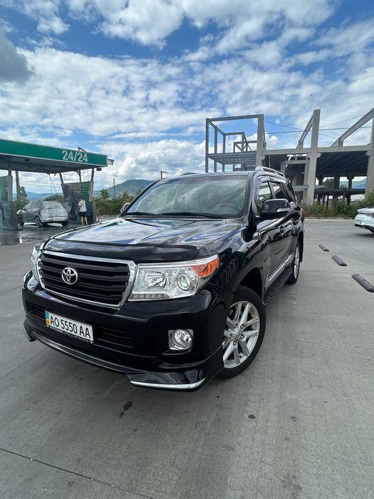 Крузак в продаже тоуота 200