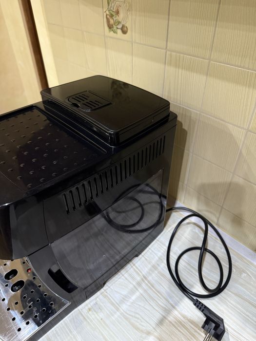 Delonghi Magnifica S 2021 рік