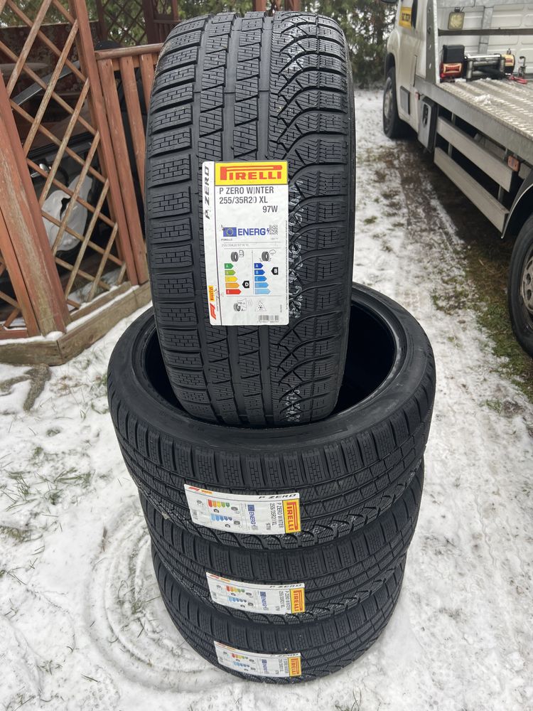 Pirelli P Zero Winter 255/35R20 XL 97W