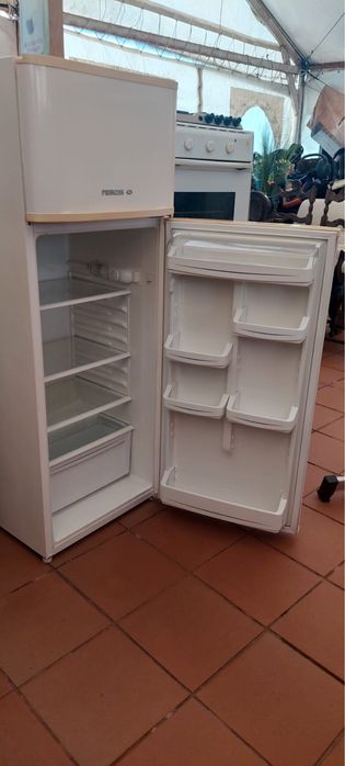 Frigorifico em funcionamento