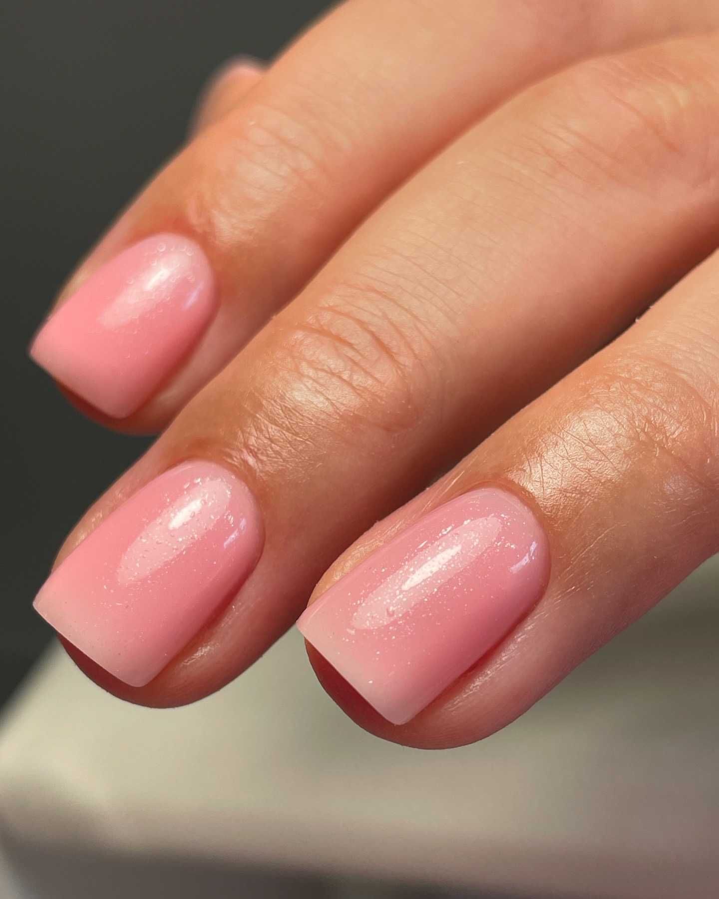 Jestem ekspresową stylistką w branży beauty (mani/pedi/brwi/rzęsy)