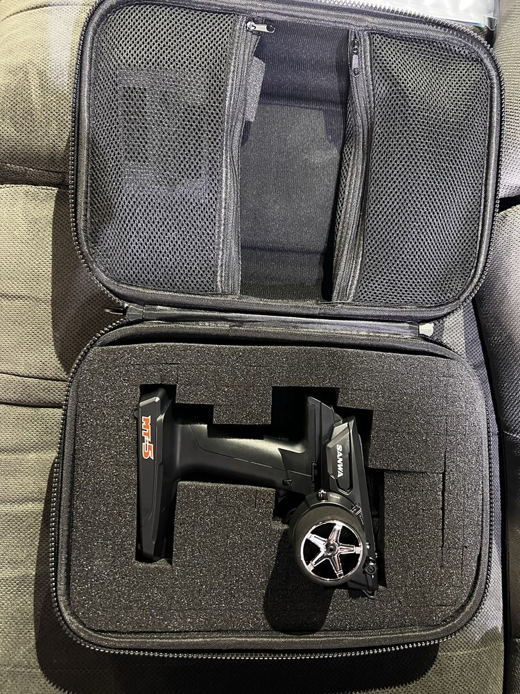 Sanwa Mt-5 Radio