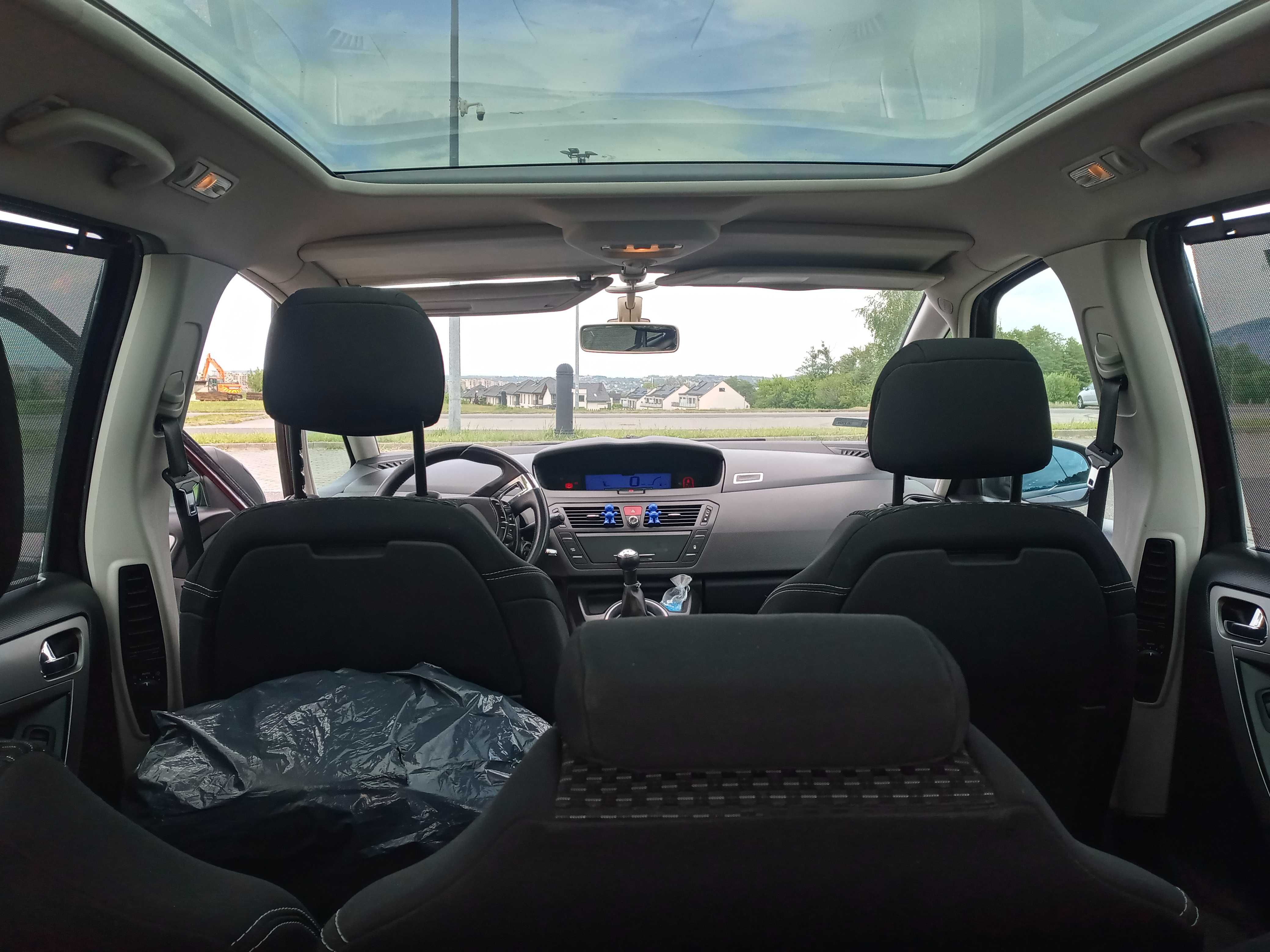 Auto do  dalszej eksploatacji 7 os.