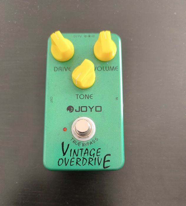 Conjunto pedal guitarra elétrica + transformador