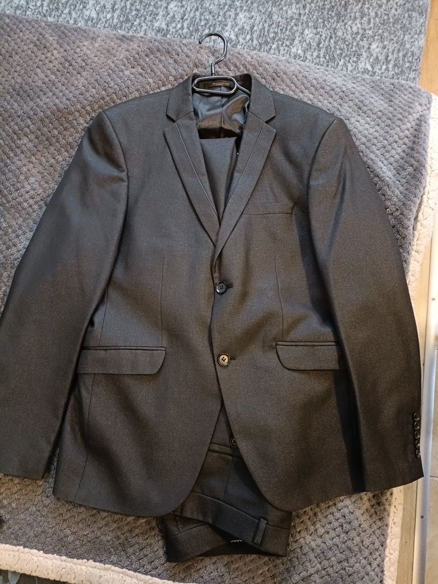 Elegancki garnitur, rozmiar M