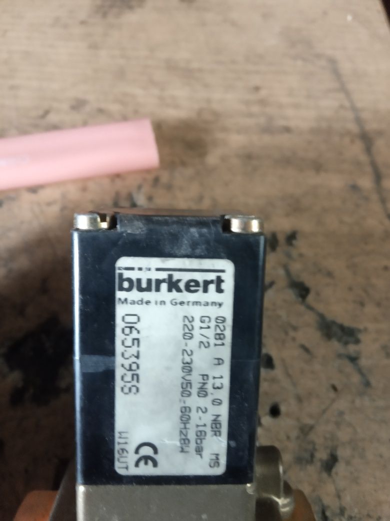 Zawur elektromagnetyczny burkert G1/2 0.2-16bar 230v