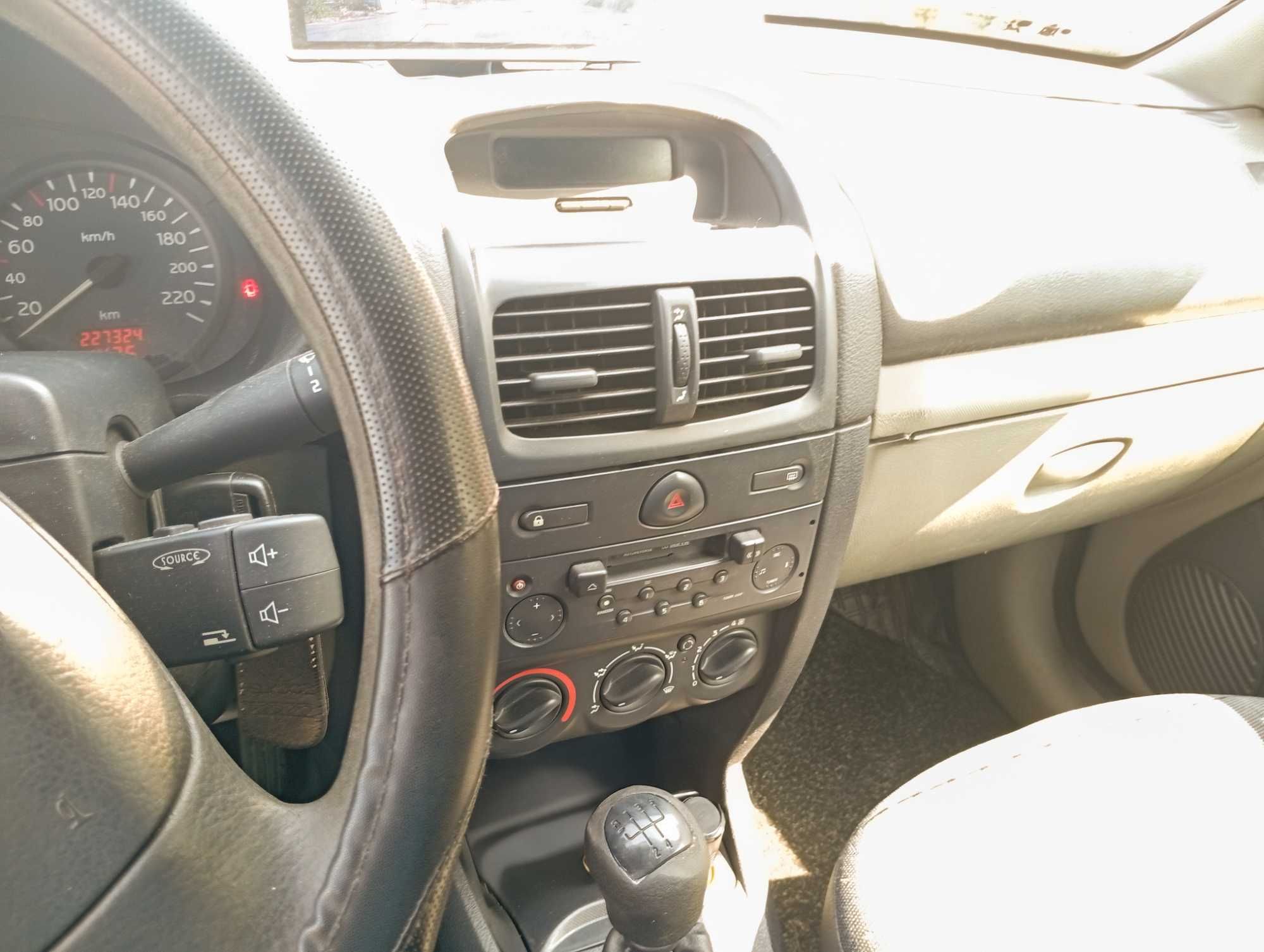 Renault Clio 1.2 5p — 227k km — IPO 07/2026 — Dashcam