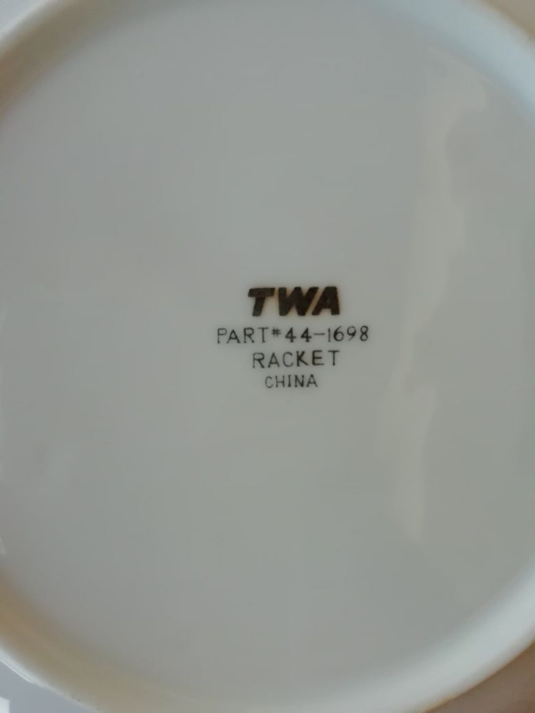 Conjunto de pratos da TWA.