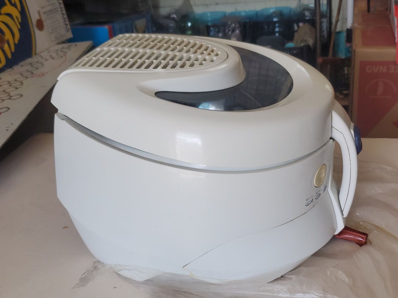Фритюрница Delonghi