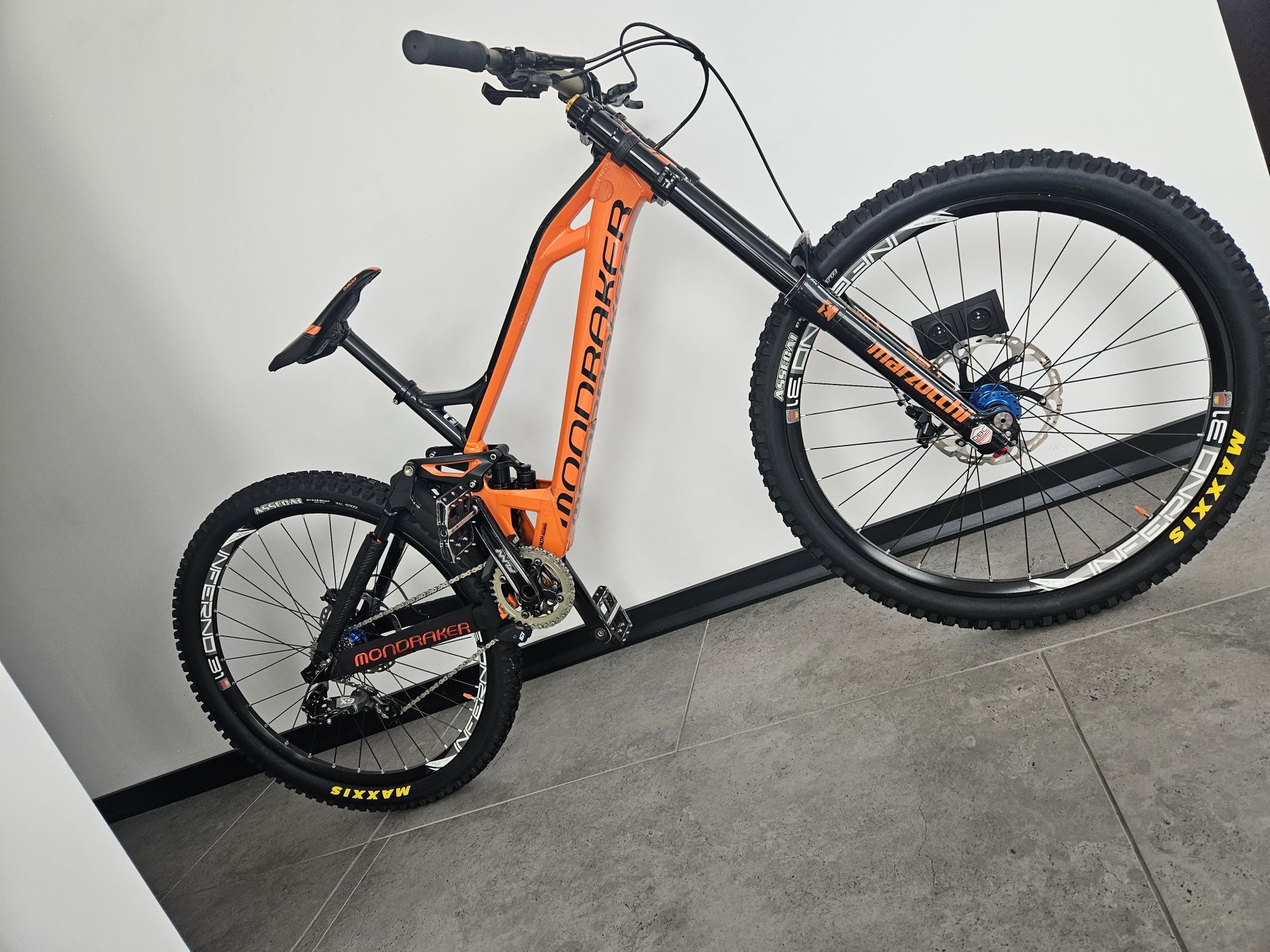 Mondraker Summum 2017 Marzocchi Fox maxxis hope dh fr  zamiana na 29