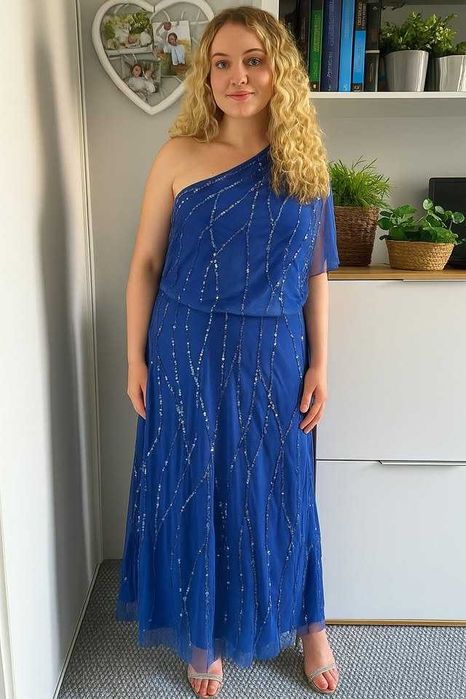 Świetna sukienka maxi z cekinami na jedno ramię 46
