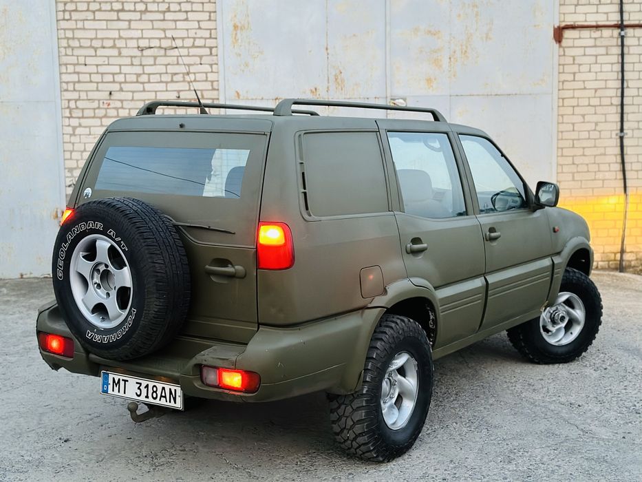 Продам Ниссан терано в хорошем состоянии 2.7 TDI 4Х4 Срочно !