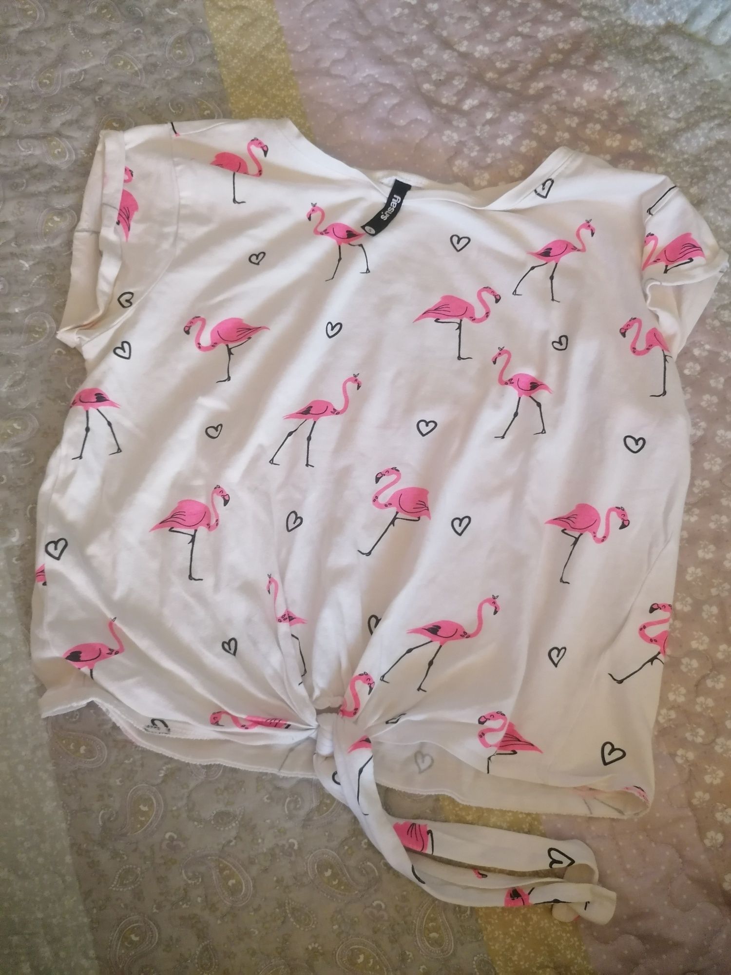 Bluzka z różowymi flamingami
