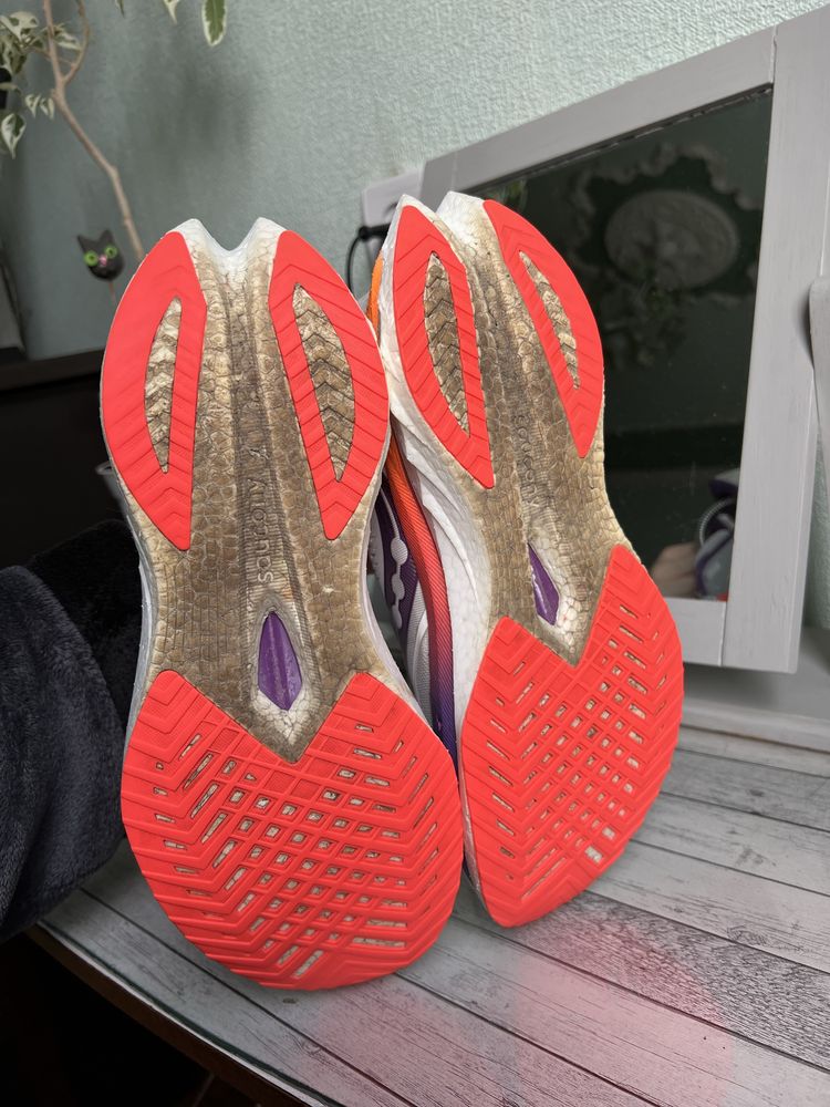 Saucony Endorphin Speed 4 беговые кроссовки унисекс 41 размер