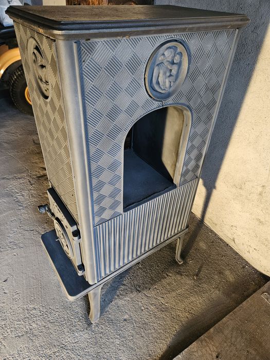 Piec Jotul, Jøtul 606 piec z Norwegii