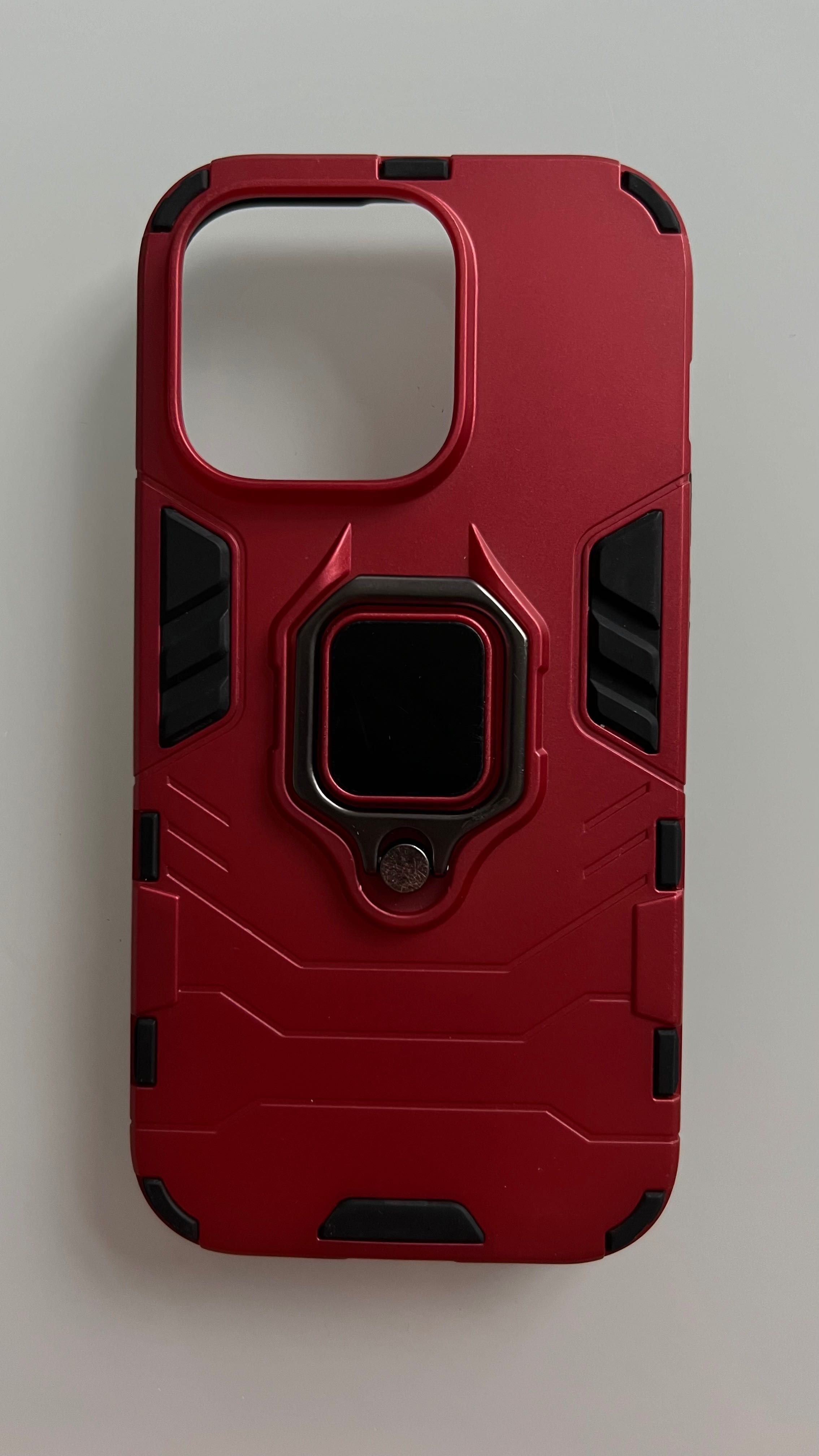 Червоний чохол з кільцем на iPhone 14 Pro