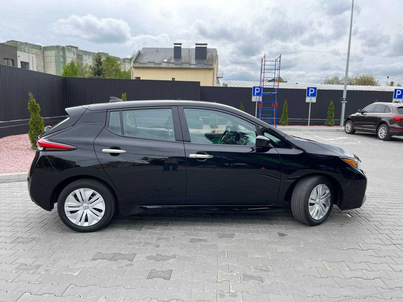 Nissan Leaf ZE1 2022