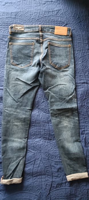 Calça nova de ganga Bershka