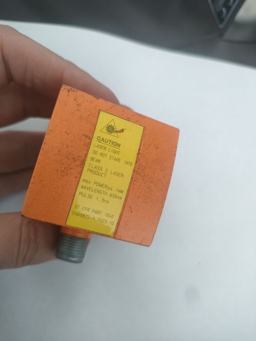 Laserowy czujnik odległości ifm electronic O1D100 (01DLF3KG)