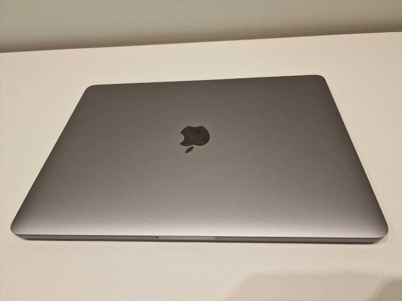 MacBook Pro 13, A2338, 2020, M1 (8-core), 16/256, Batt 453 (86%)
