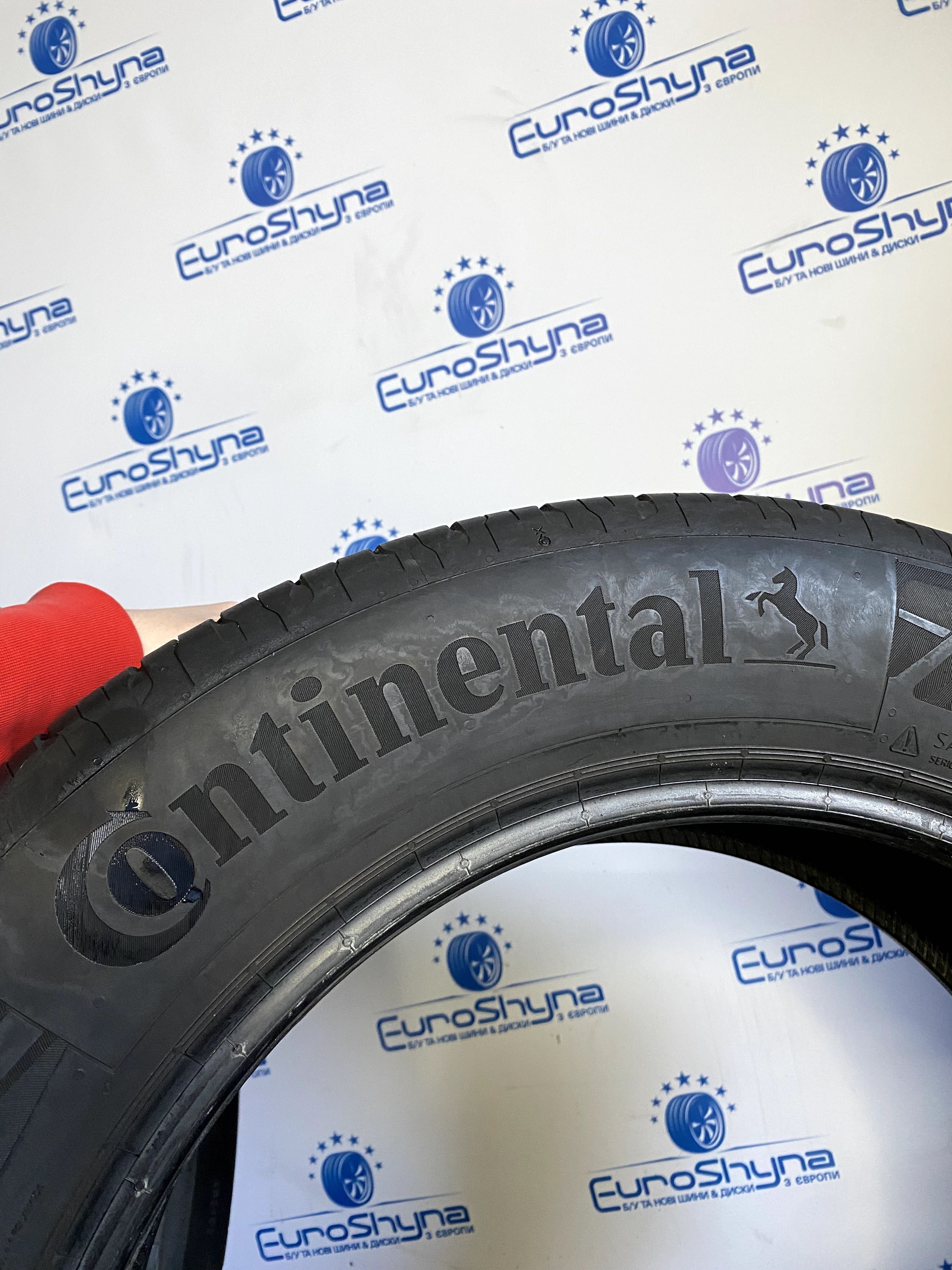 Літні шини  225 60 R18 104V Continental EcoContact 6.