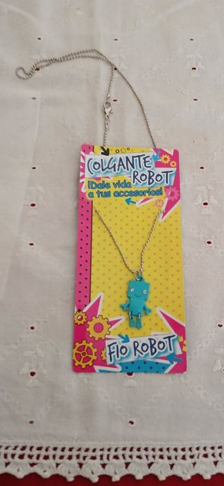 Colar robot, novo