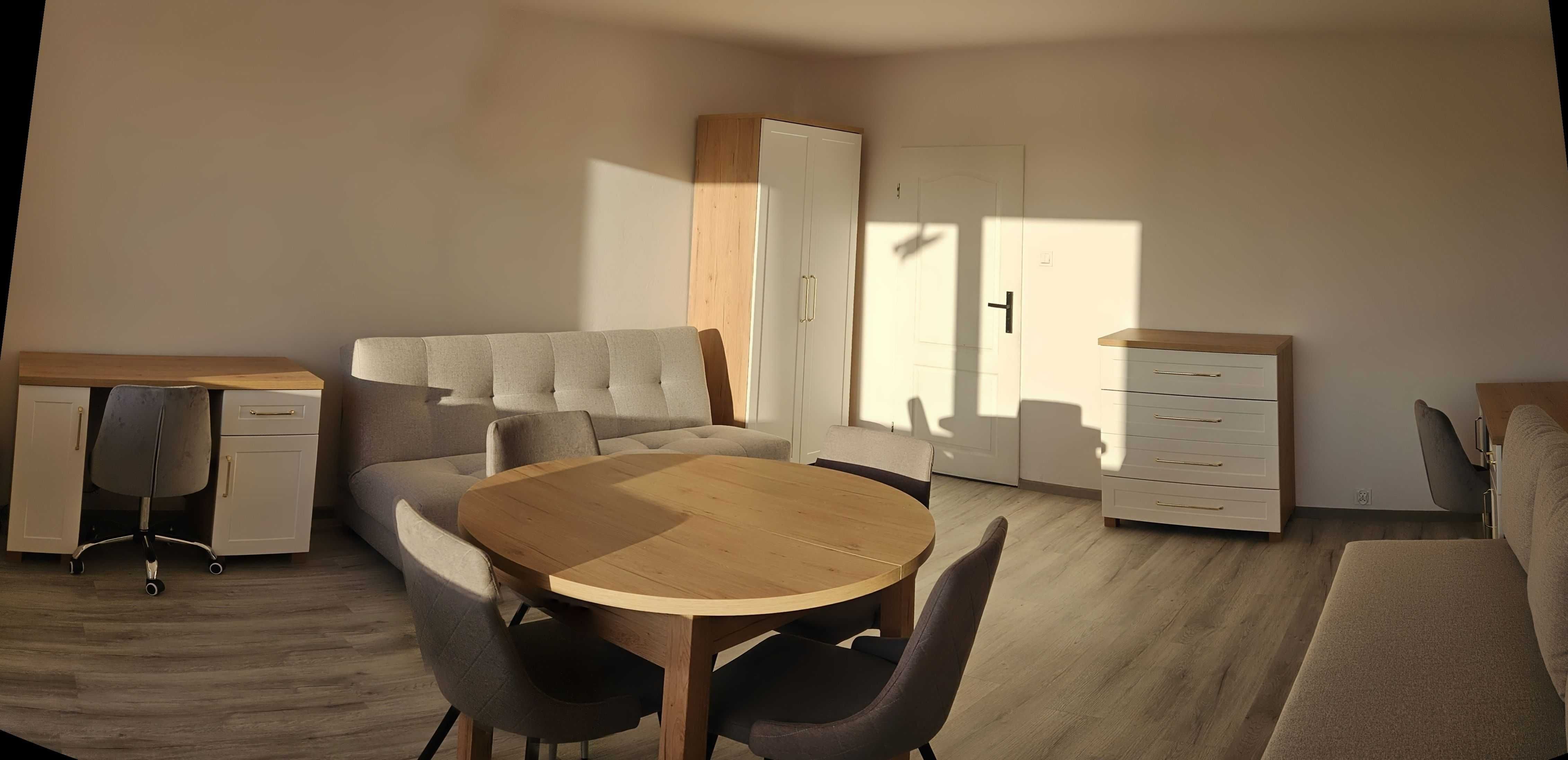 Pokój 2 os. do wynajęcia 23 m2 z balkonem- os. Jana III Sobieskiego 26