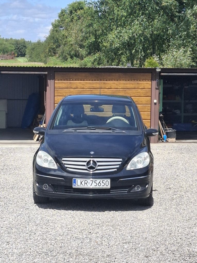 Mercedes B 150 super stan