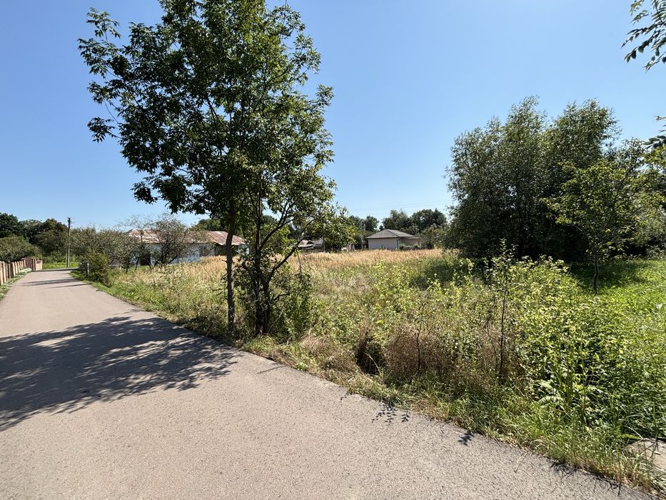 Продається ділянка під будівництво 21 сот. Тязів. Асфальт. Світло. Газ