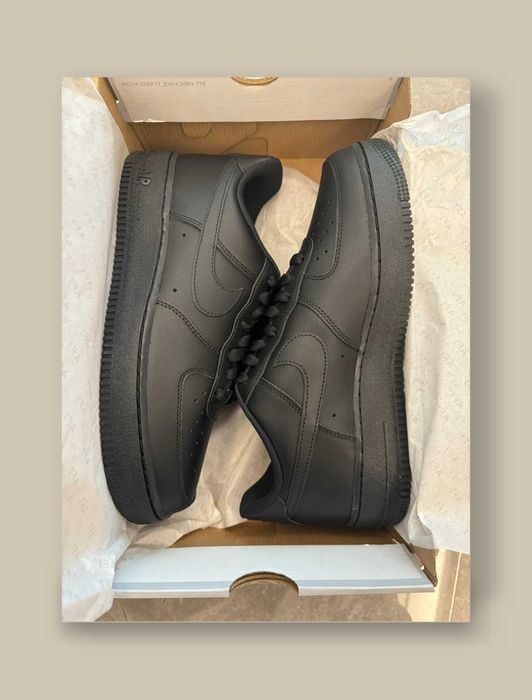 Buty Trampki Nike Air Force 1 Low Black R.40