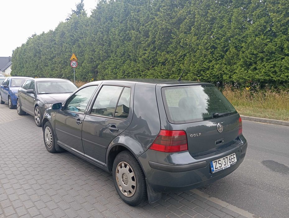 Volkswagen Golf zadbany benzynka Climatronic Mozliwa zamiana!