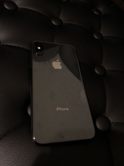 Iphone x   на.  64GB