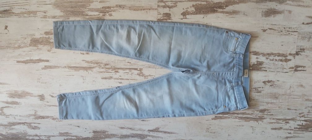 Spodnie jeansy rozmiar 9-10 lat