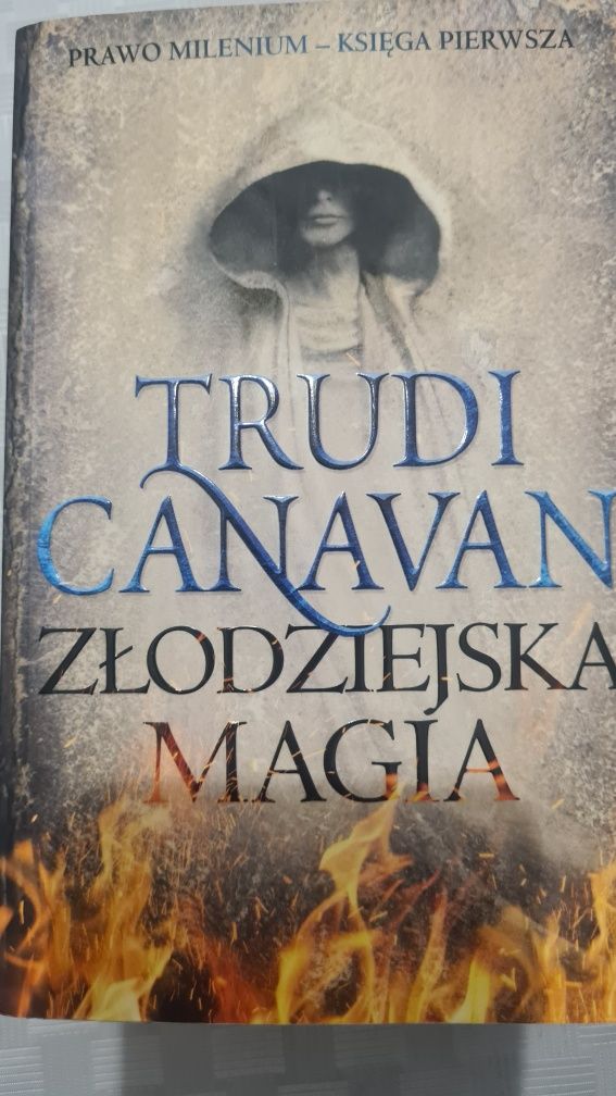 Anioł burz. Złodziejska magia. 1 i 2 część Trudi Canavan