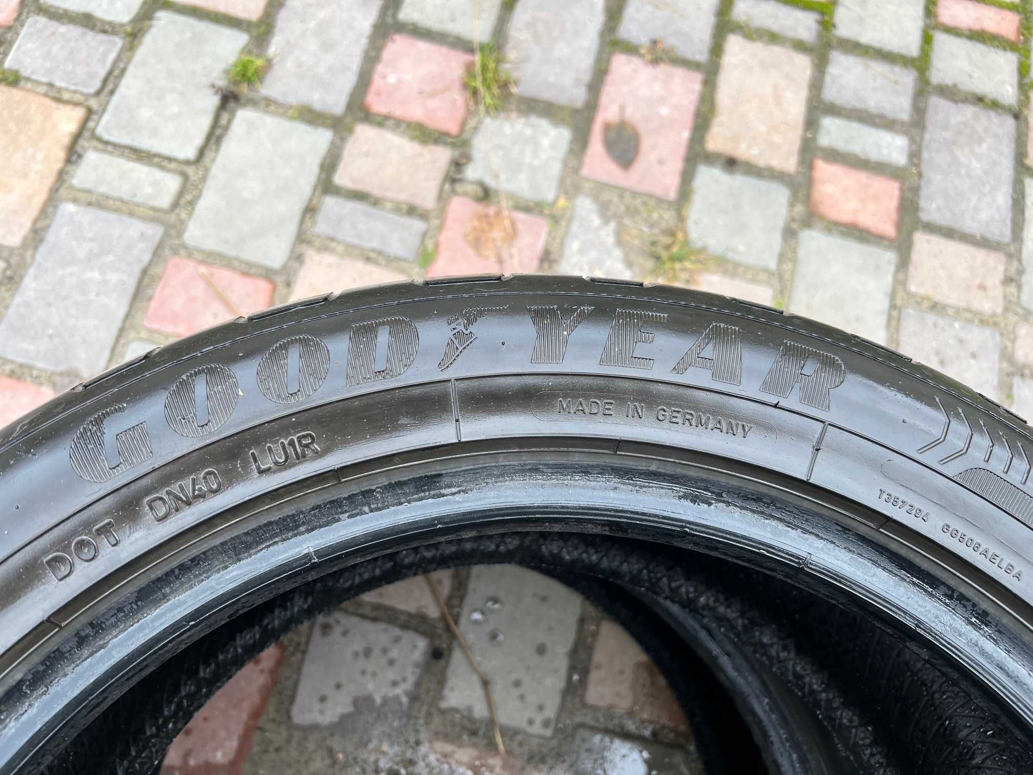 пара летних колес  Goodyear EfficientGrip 225/50 R17 94W