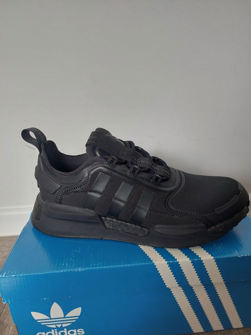 Nowe buty marki adidas