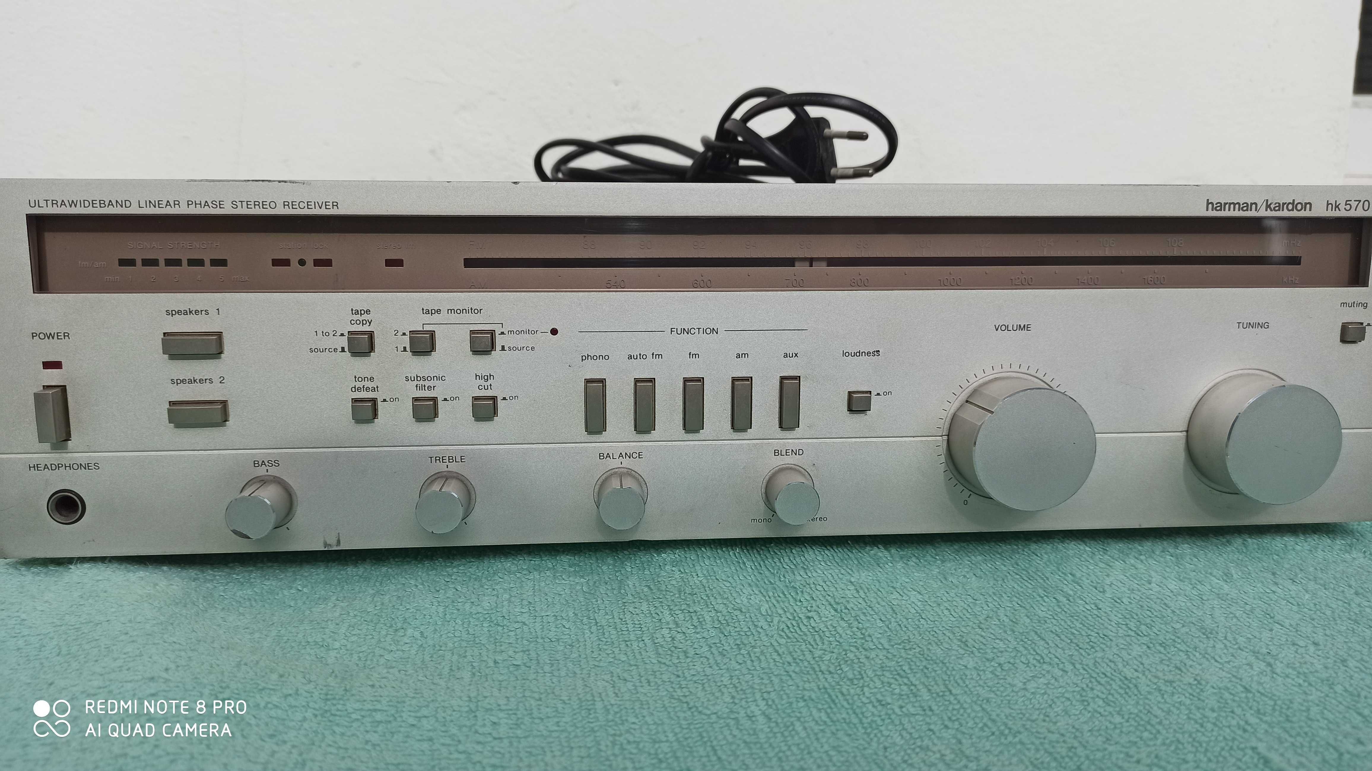 Amplituner Stereo Harman Kardon HK570i