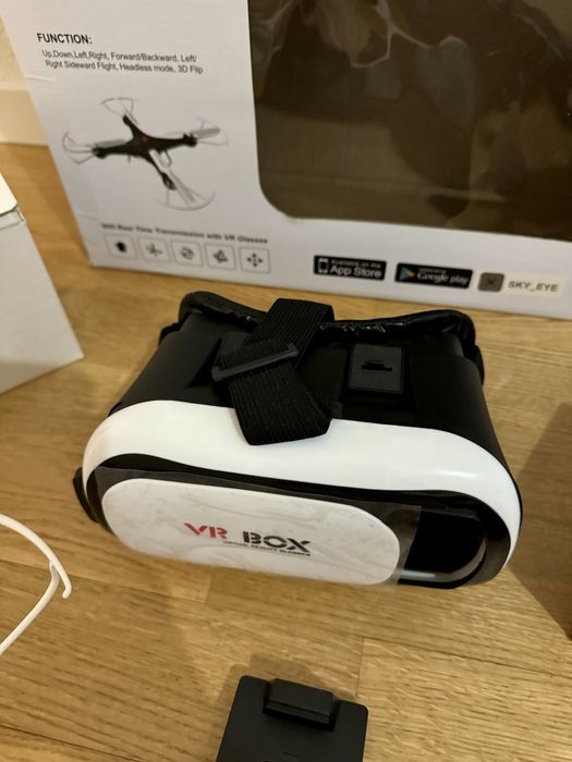 Квадрокоптер  XINXUN STUNT с Wi-Fi камерой и VR-очками