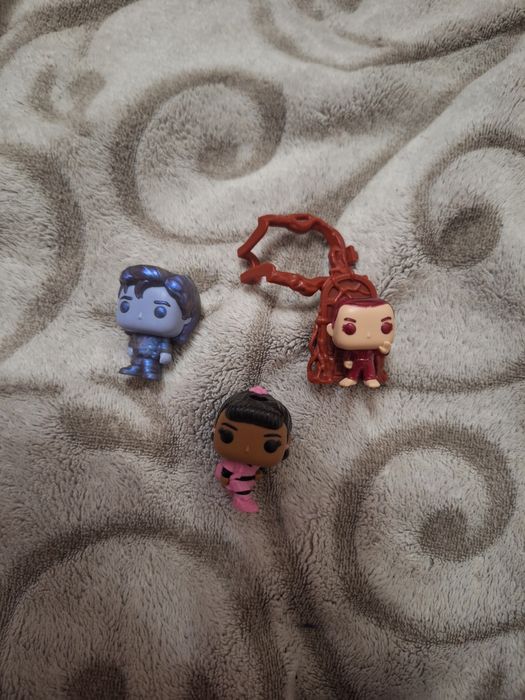 Фігурки Kinder joy "Stranger Things"