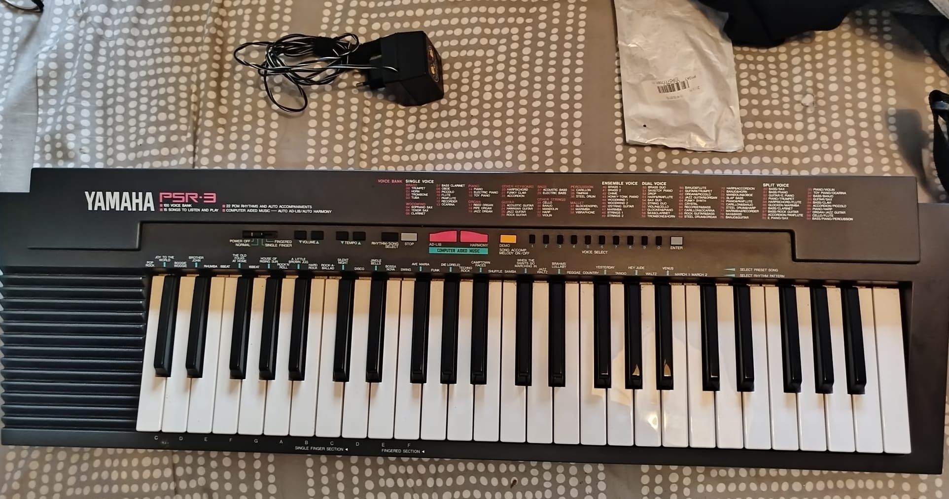 Teclado musical Yamaha PSR-3 plus Impecável !!