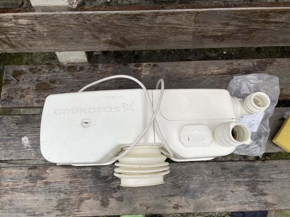 саларіф grundfos model 97775314 б/у