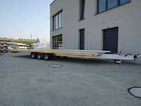 Gromex L3-3500  Przyczepa GROMEX L3-3500; 3 osie; 8,42 m x 2,10 m; DMC 3500 kg