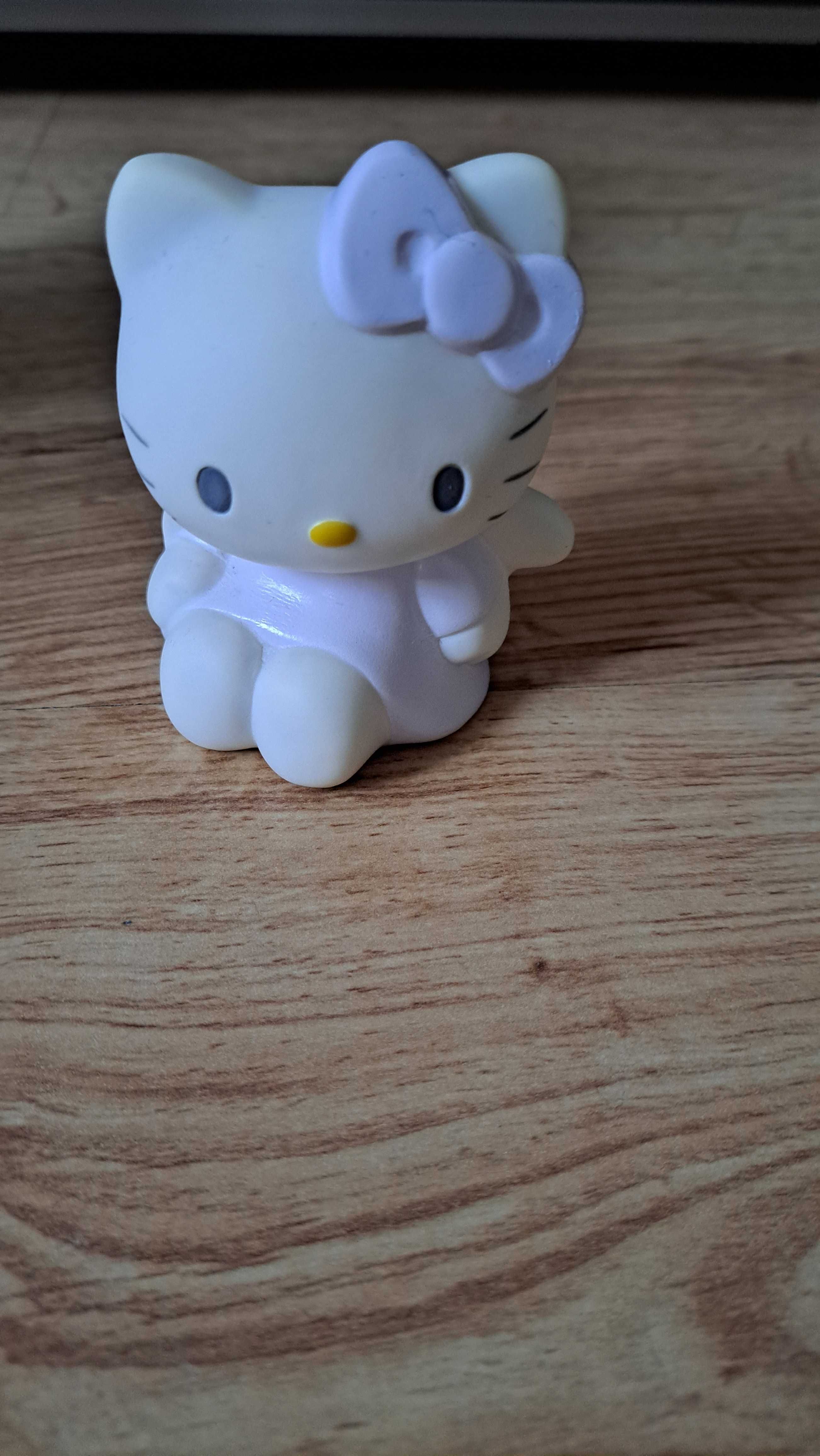 Sanrio figurki Hello Kitty