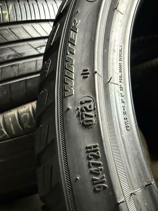 Зимові шини 235/35 R20 Pirelli Sottozero 3 4шт.