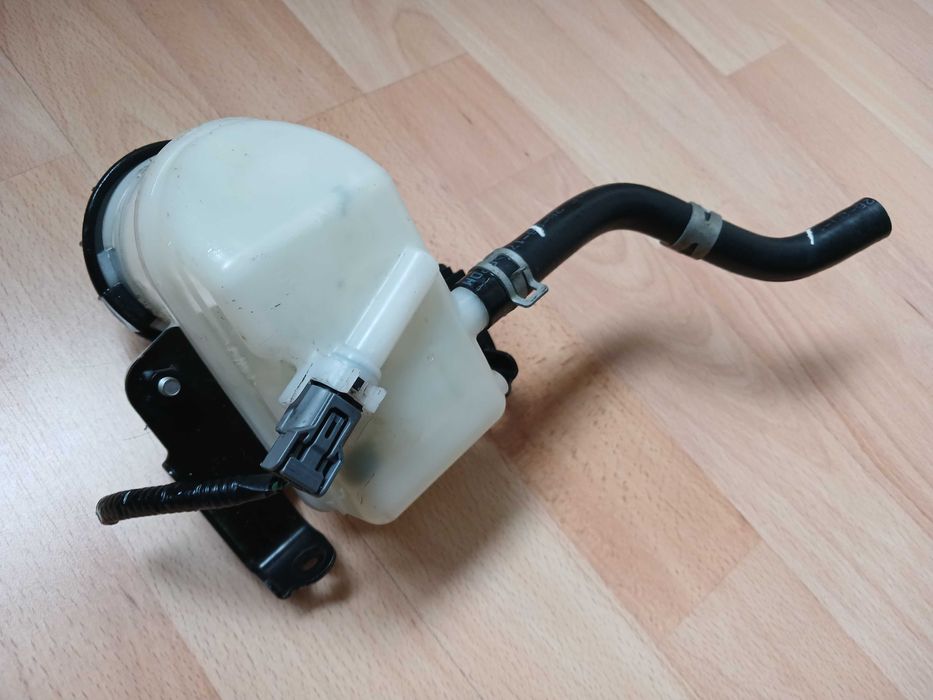 Бачок тормозной жидкости Honda Accord 10 2017-2023 арт. 20071592