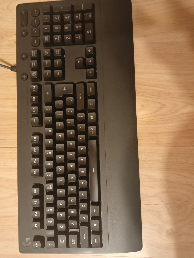 Klawiatura Logitech G213