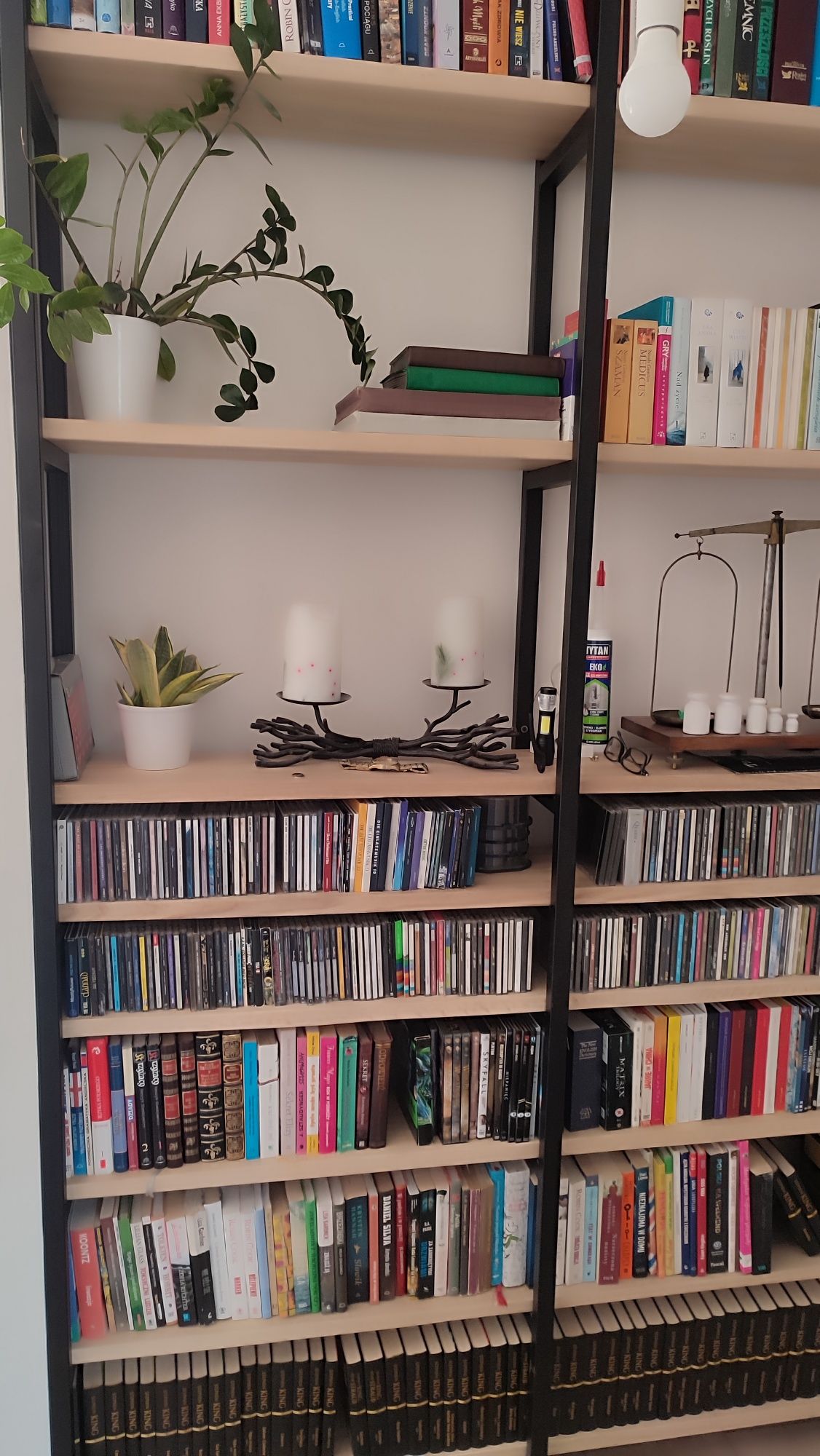 Regał Wieszak Loft na zamówienie Stojak pod płyty zdjęcia książki