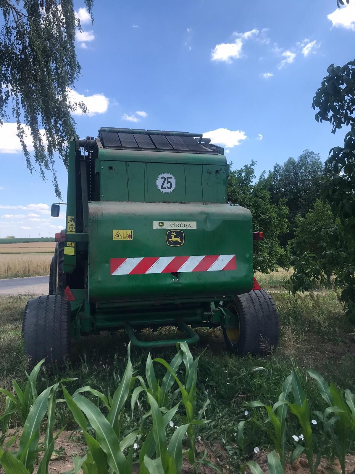 Prasa John Deere 582