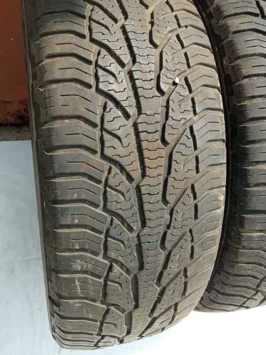 Opona 205/60R16 całoroczna Uniroyal Rain Allseason Expert 2, jedna szt